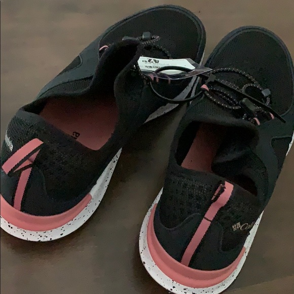 New Columbia women’s sneakers - Picture 4 of 6